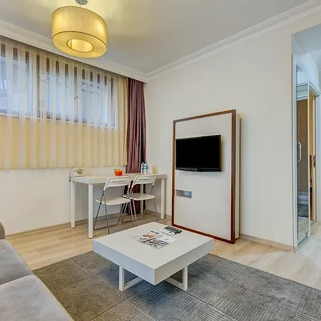 Hotel Cihangir 4*