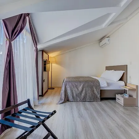 Cihangir Hotel